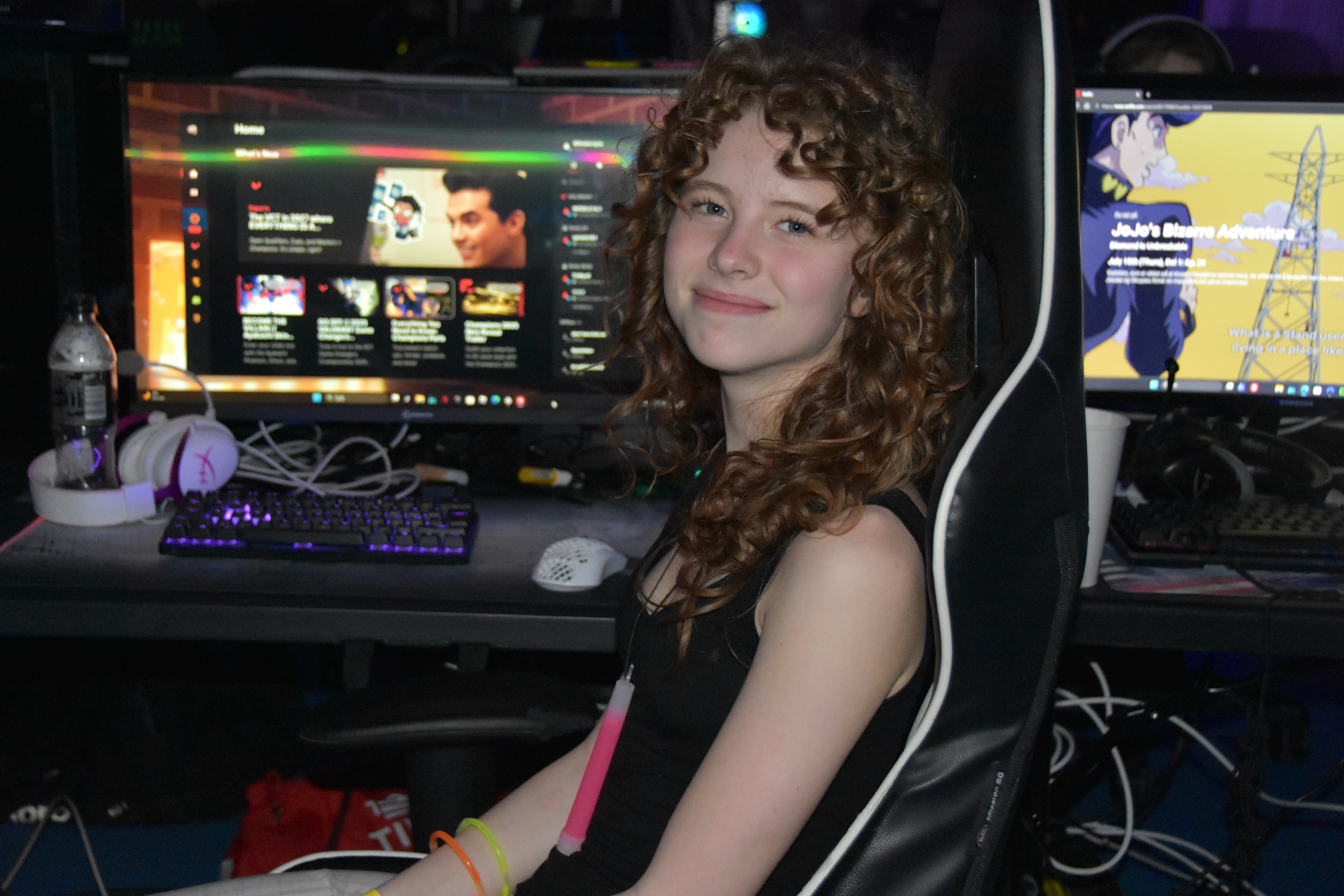 Mina (17) får aldri nok av LAN i Heiahallen: - Et stort høydepunkt