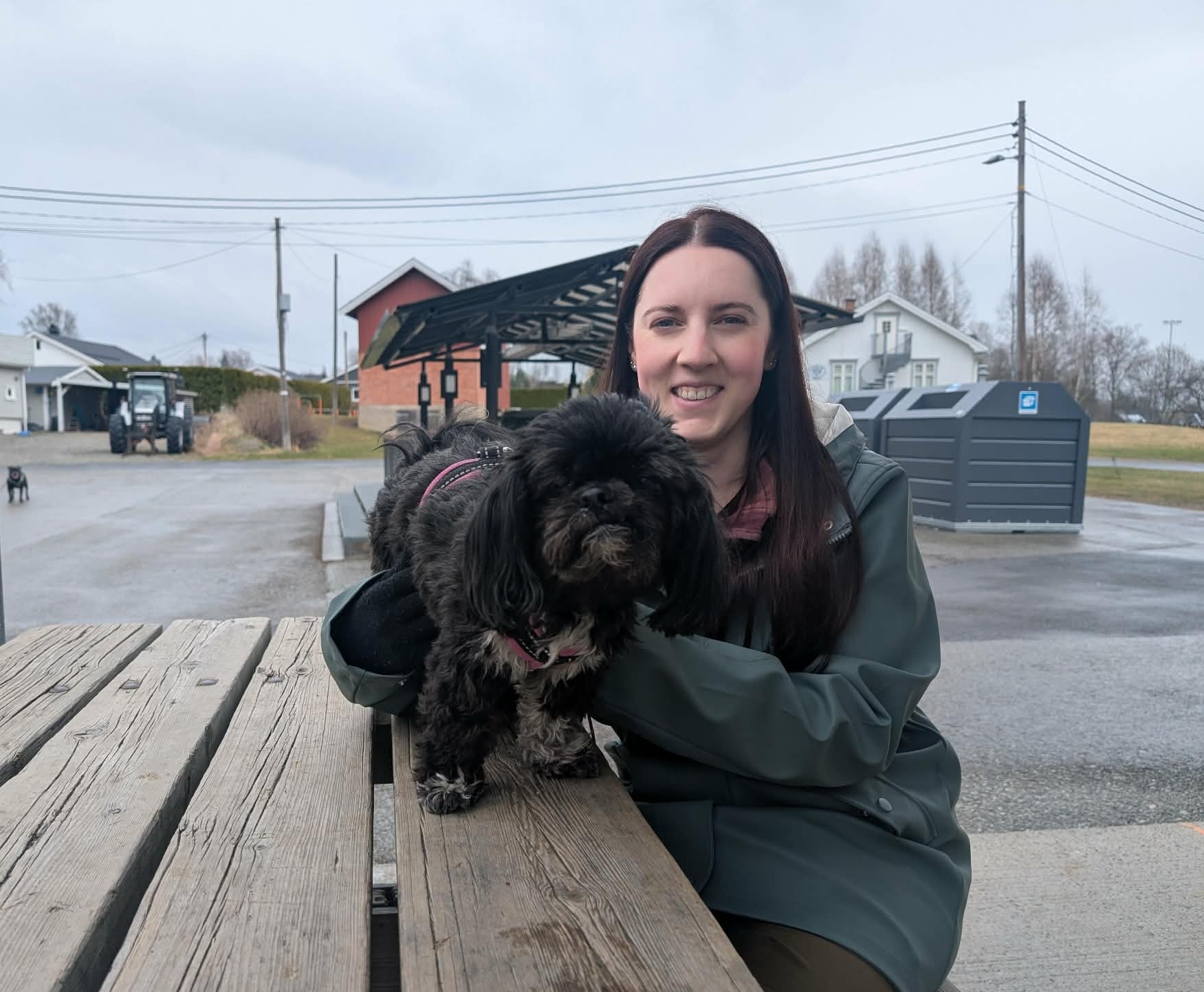 Frøya vil starte hundetreningskurs på Lierskogen: - Tenkt på dette veldig lenge